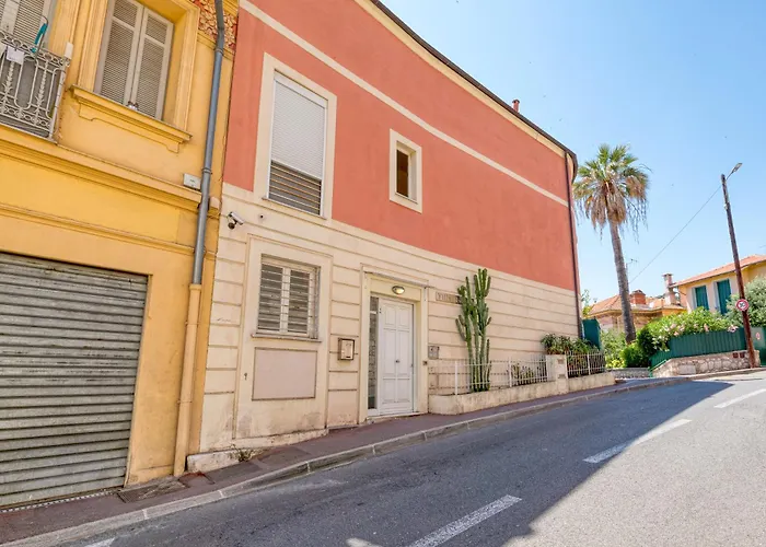 With Garden - Happy Menton