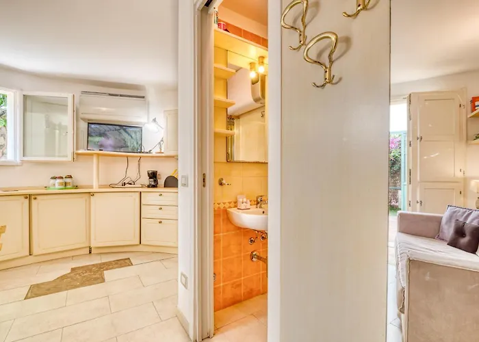 דירה With Garden - Happy *